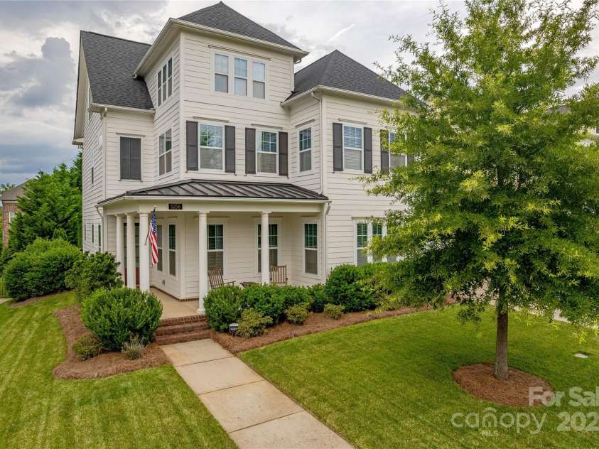 5256 Meadowcroft Way, Fort Mill, SC 29708.  MLS# CAR4270584, YatesRealty ID 21030. Welcome Home