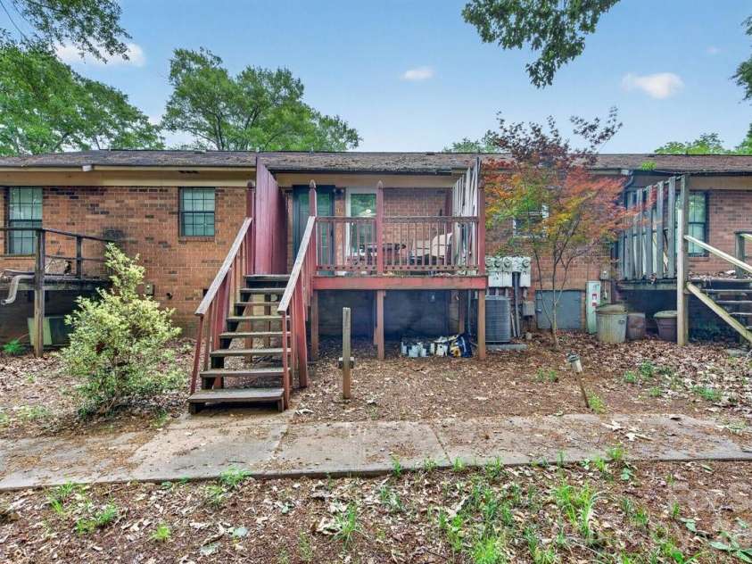 634 Hillcrest Drive, Shelby, NC 28150.  MLS# CAR4380899, YatesRealty ID 21030. 