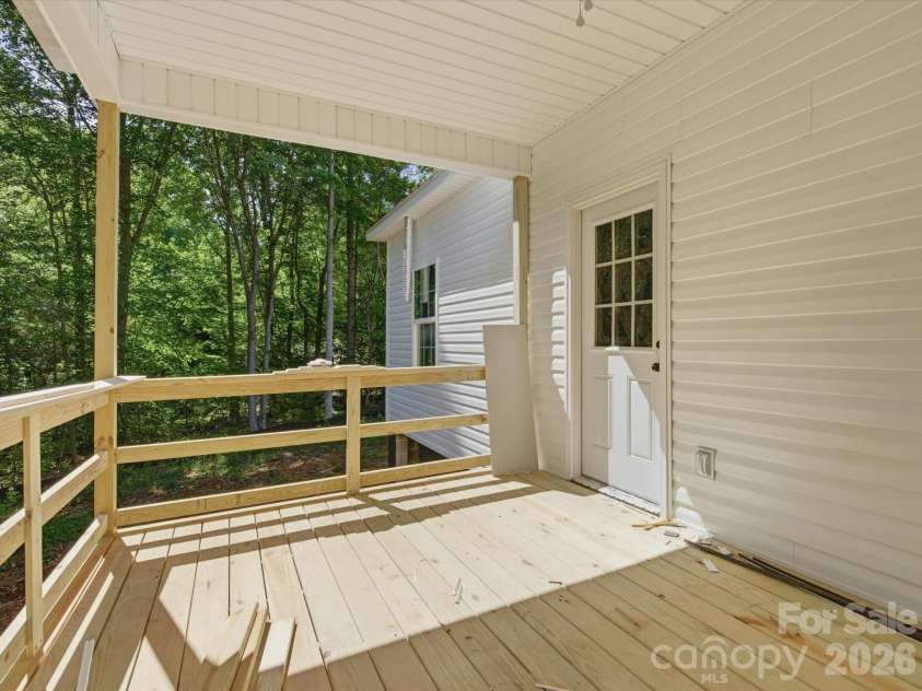 1222 Woodpecker Drive, Clover, SC 29710.  MLS# CAR4378979, YatesRealty ID 21032. 