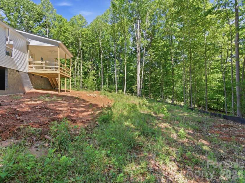 1222 Woodpecker Drive, Clover, SC 29710.  MLS# CAR4378979, YatesRealty ID 21032. 