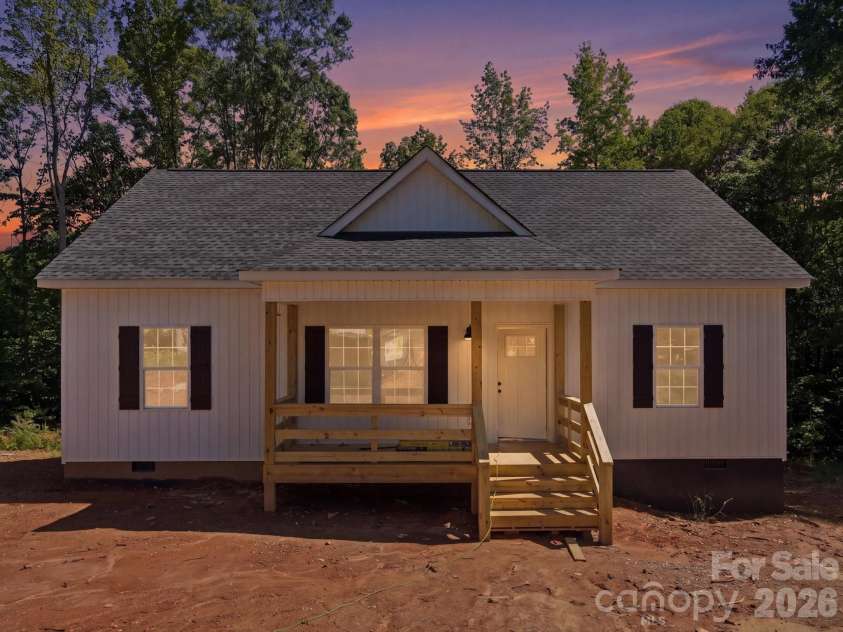 1222 Woodpecker Drive, Clover, SC 29710.  MLS# CAR4378979, YatesRealty ID 21032. 