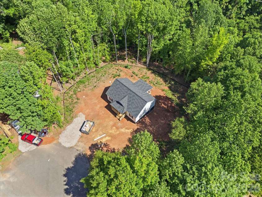 1222 Woodpecker Drive, Clover, SC 29710.  MLS# CAR4378979, YatesRealty ID 21032. 