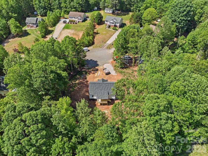 1222 Woodpecker Drive, Clover, SC 29710.  MLS# CAR4378979, YatesRealty ID 21032. 