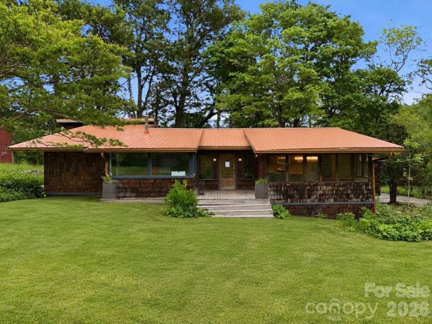 250 Potato Branch Road, Leicester, NC 28748.  MLS# CAR4377346, YatesRealty ID 21034. 
