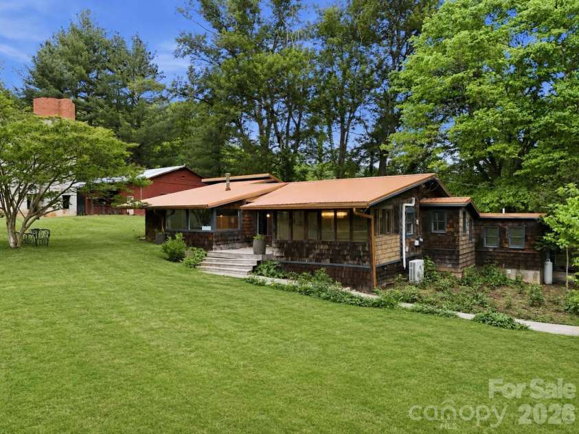 250 Potato Branch Road, Leicester, NC 28748.  MLS# CAR4377346, YatesRealty ID 21034. 