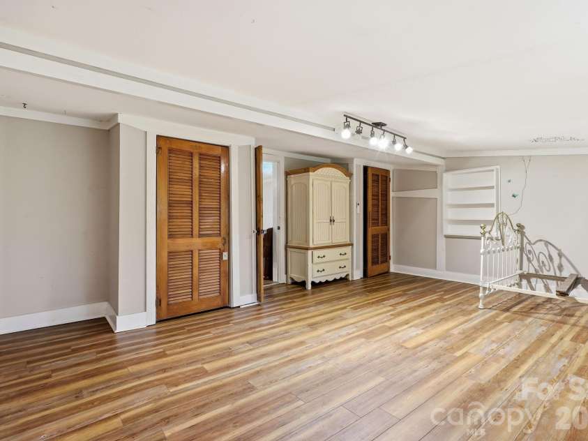 250 Potato Branch Road, Leicester, NC 28748.  MLS# CAR4377346, YatesRealty ID 21034. 
