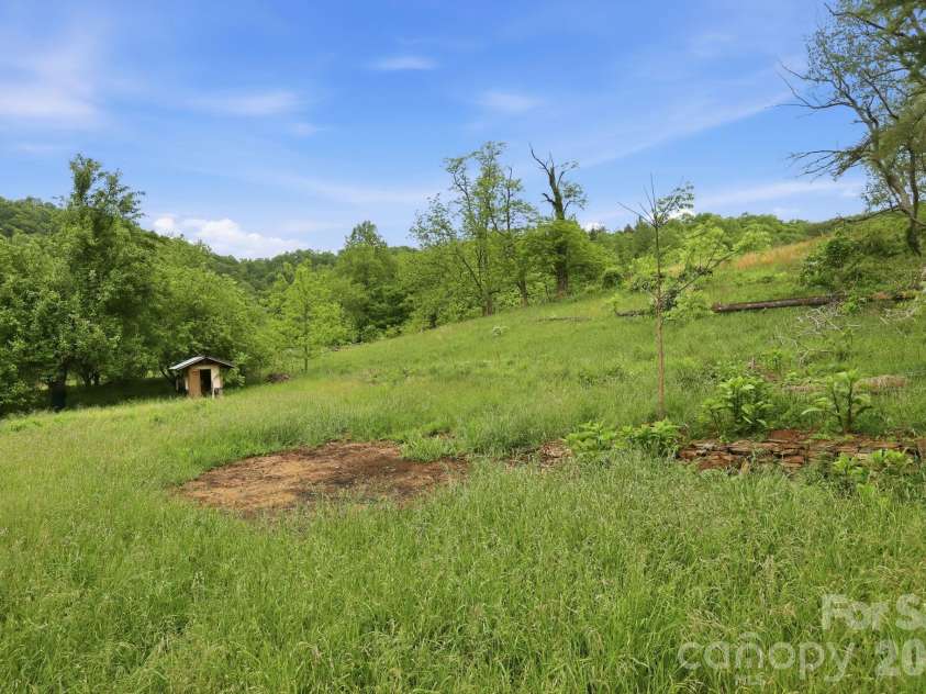 250 Potato Branch Road, Leicester, NC 28748.  MLS# CAR4377346, YatesRealty ID 21034. 