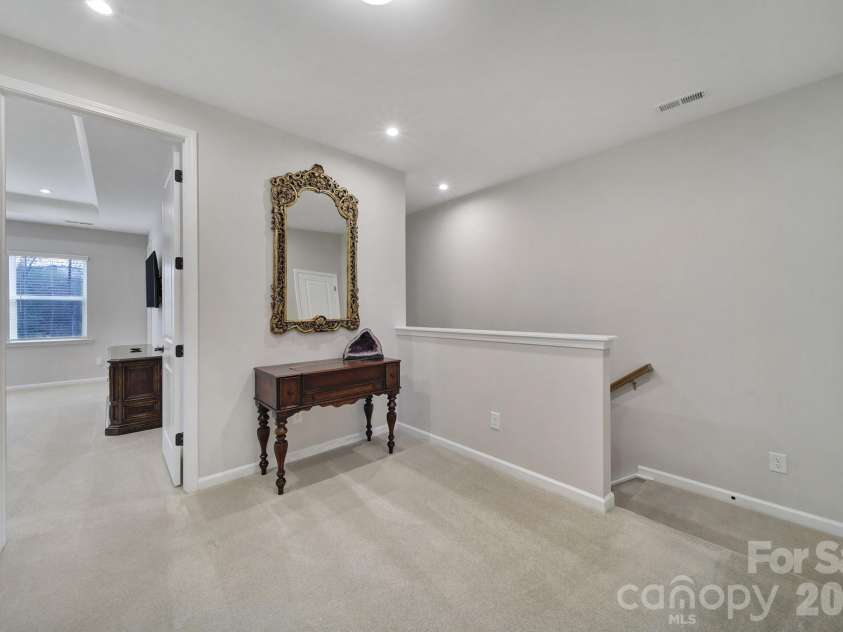 516 Madison Falls Court, Fort Mill, SC 29708.  MLS# CAR4380999, YatesRealty ID 21036. LOft