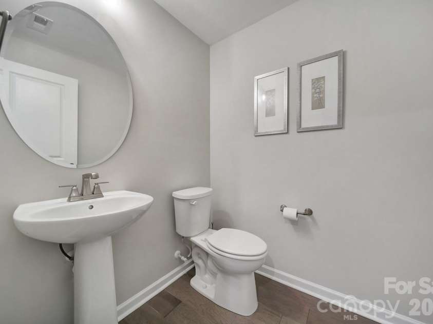 516 Madison Falls Court, Fort Mill, SC 29708.  MLS# CAR4380999, YatesRealty ID 21036. Powder Room