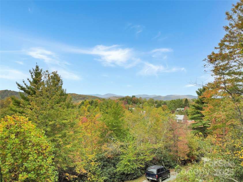 6365 Julius Drive, Newland, NC 28657.  MLS# CAR4313240, YatesRealty ID 21037. 