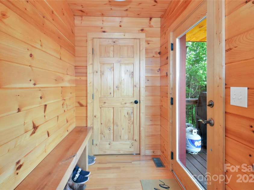 6365 Julius Drive, Newland, NC 28657.  MLS# CAR4313240, YatesRealty ID 21037. 