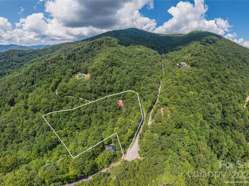97 Hughes Drive, Maggie Valley, NC 28751.  MLS# CAR4290471, YatesRealty ID 21040. 