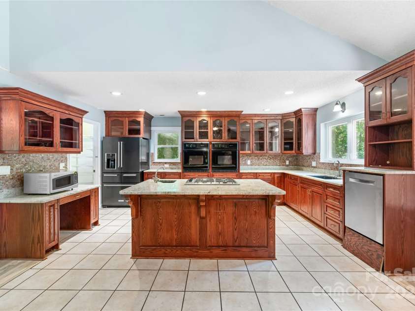 97 Hughes Drive, Maggie Valley, NC 28751.  MLS# CAR4290471, YatesRealty ID 21040. 