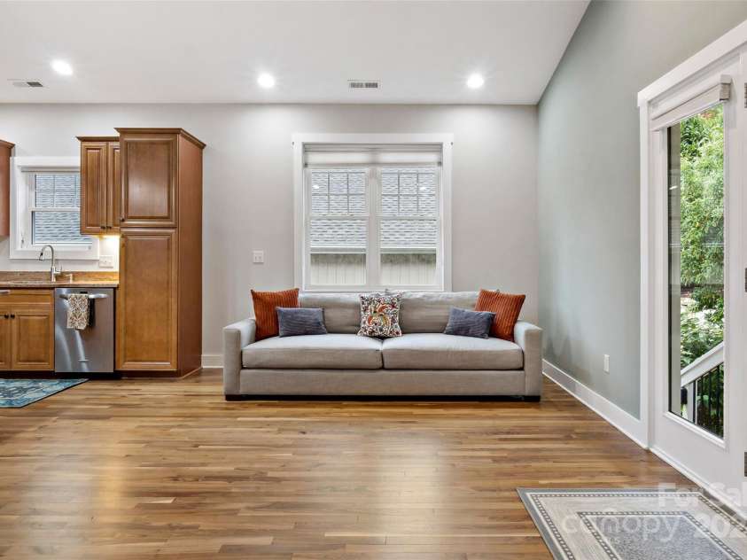 4 Nectar Way, Swannanoa, NC 28778.  MLS# CAR4186169, YatesRealty ID 21041. Living and Dining Room