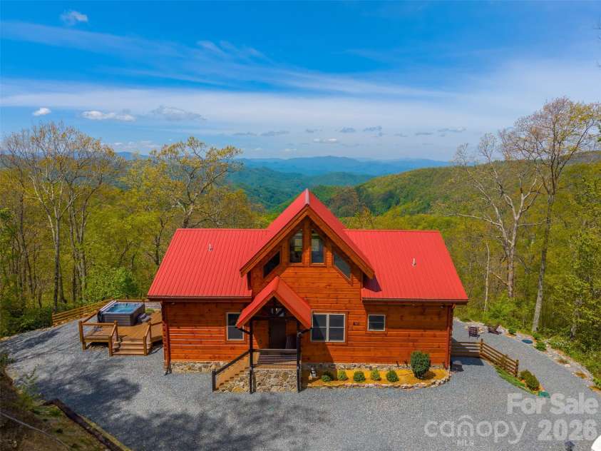 716 Equestrian Drive, Bryson City, NC 28713.  MLS# CAR4381024, YatesRealty ID 21041. 