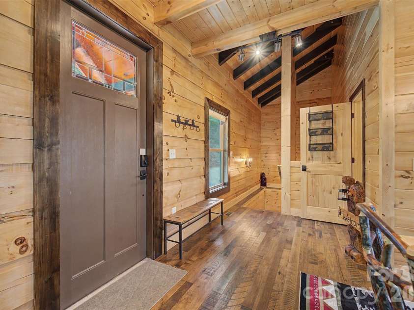 716 Equestrian Drive, Bryson City, NC 28713.  MLS# CAR4381024, YatesRealty ID 21041. 