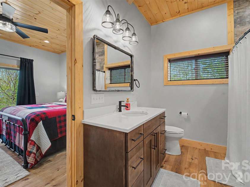 716 Equestrian Drive, Bryson City, NC 28713.  MLS# CAR4381024, YatesRealty ID 21041. 
