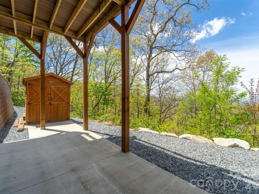 716 Equestrian Drive, Bryson City, NC 28713.  MLS# CAR4381024, YatesRealty ID 21041. 