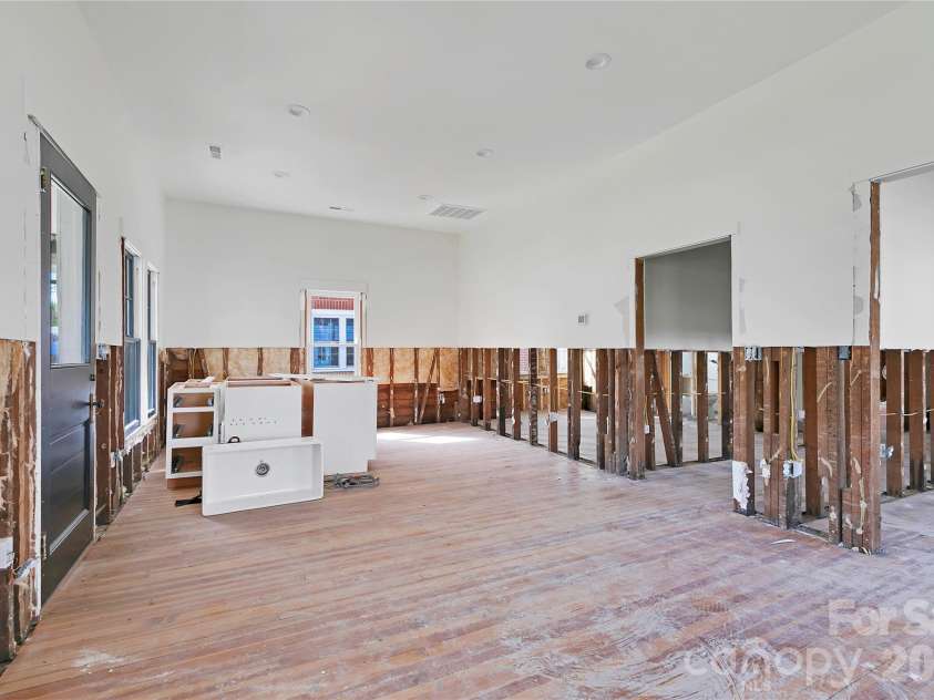 220 Main Street, Rosman, NC 28772.  MLS# CAR4380881, YatesRealty ID 21042. 