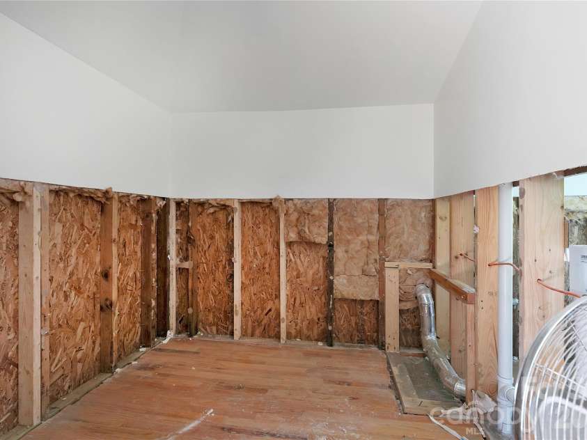 220 Main Street, Rosman, NC 28772.  MLS# CAR4380881, YatesRealty ID 21042. 