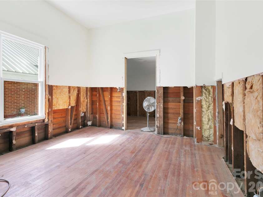 220 Main Street, Rosman, NC 28772.  MLS# CAR4380881, YatesRealty ID 21042. 