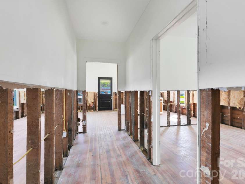 220 Main Street, Rosman, NC 28772.  MLS# CAR4380881, YatesRealty ID 21042. 