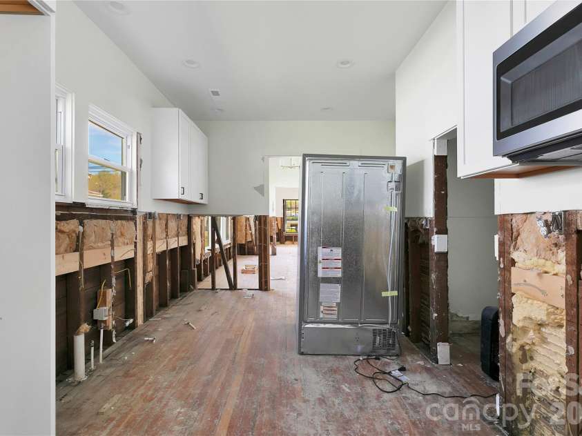 220 Main Street, Rosman, NC 28772.  MLS# CAR4380881, YatesRealty ID 21042. 