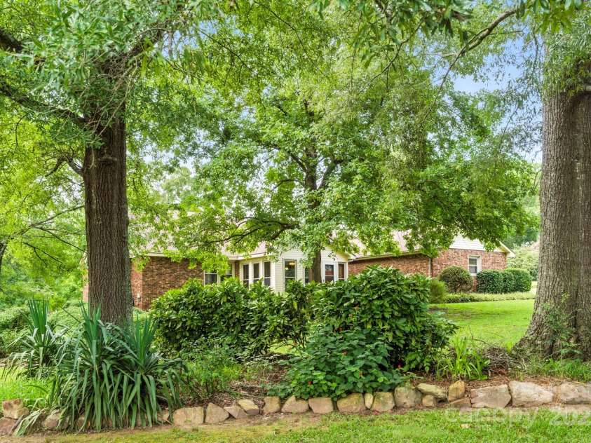 2615 High Ridge Church Road, Marshville, NC 28103.  MLS# CAR4287805, YatesRealty ID 21042. 