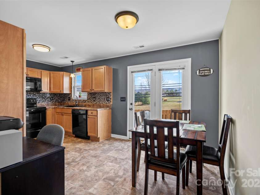 20 Barnett Shoals Drive, Weaverville, NC 28787.  MLS# CAR4309822, YatesRealty ID 21043. 