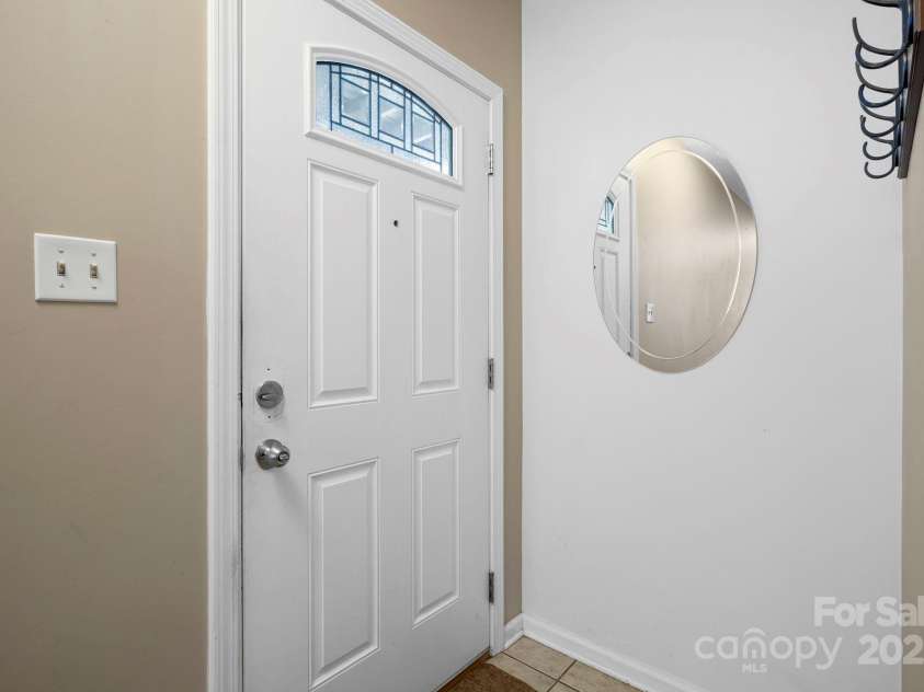 50 Trinity Chapel Road, Asheville, NC 28805.  MLS# CAR4248550, YatesRealty ID 21045. 