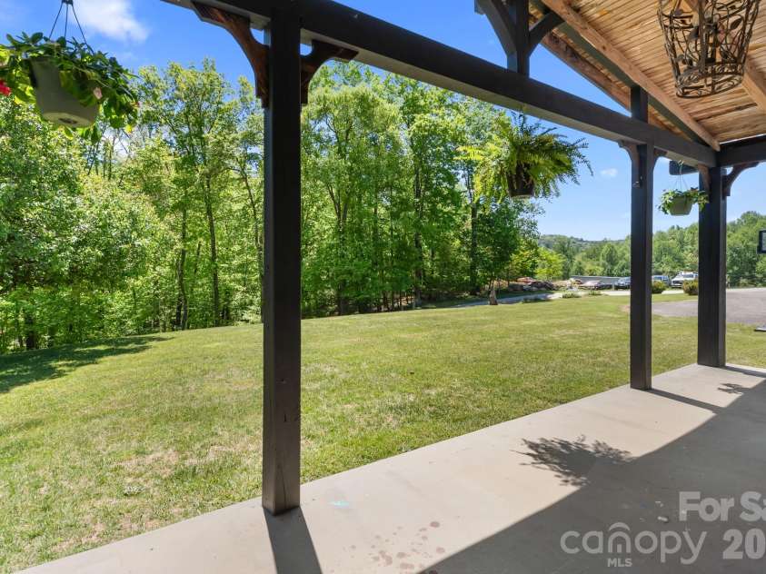 152 Pioneer Ridge, Sparta, NC 28675.  MLS# CAR4381108, YatesRealty ID 21047. 