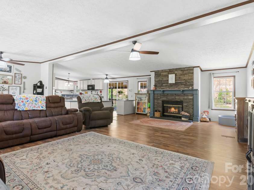 152 Pioneer Ridge, Sparta, NC 28675.  MLS# CAR4381108, YatesRealty ID 21047. 