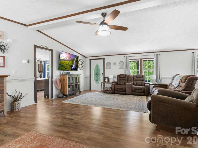 152 Pioneer Ridge, Sparta, NC 28675.  MLS# CAR4381108, YatesRealty ID 21047. 