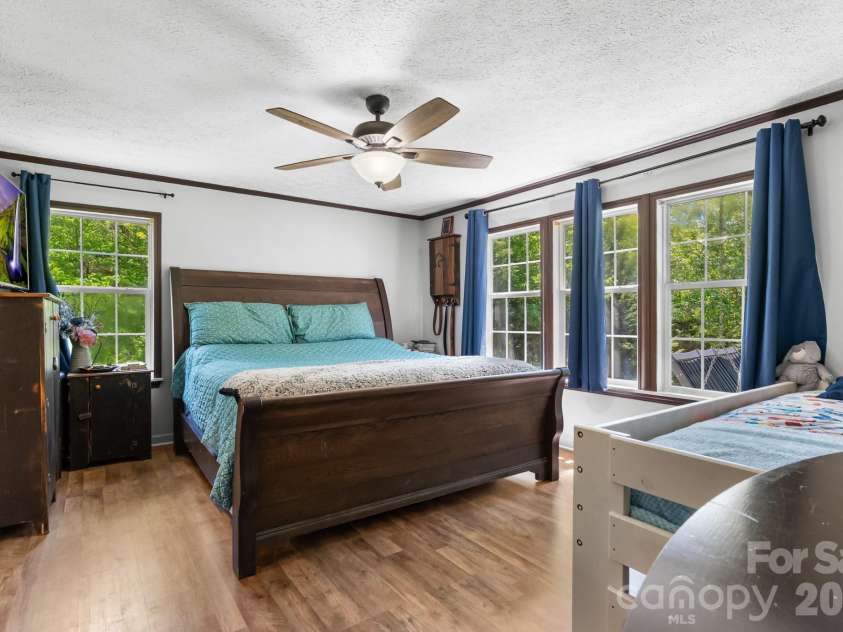 152 Pioneer Ridge, Sparta, NC 28675.  MLS# CAR4381108, YatesRealty ID 21047. 