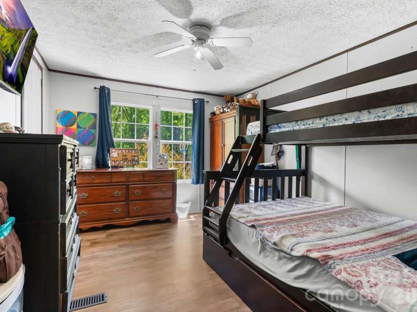 152 Pioneer Ridge, Sparta, NC 28675.  MLS# CAR4381108, YatesRealty ID 21047. 