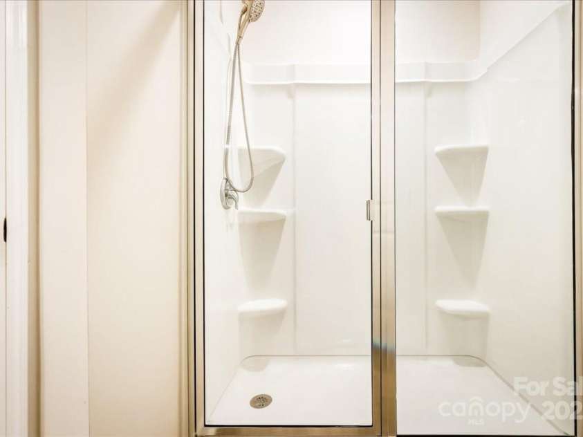 5614 Carrington Court, Trinity, NC 27370.  MLS# CAR4257505, YatesRealty ID 21047. 