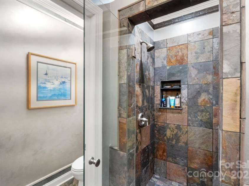 3044 Luke Crossing Drive, Charlotte, NC 28226.  MLS# CAR4295495, YatesRealty ID 21048. 