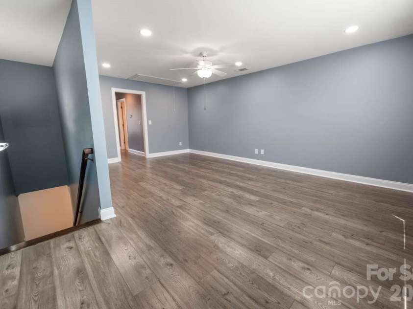 520 Trillium Way, Belmont, NC 28012.  MLS# CAR4381191, YatesRealty ID 21048. 