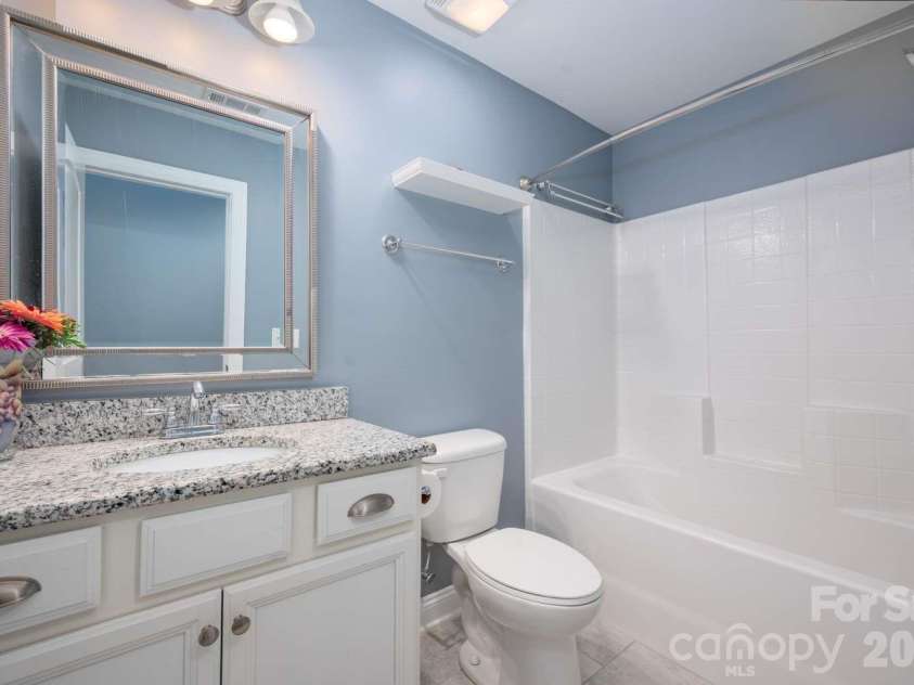 520 Trillium Way, Belmont, NC 28012.  MLS# CAR4381191, YatesRealty ID 21048. 