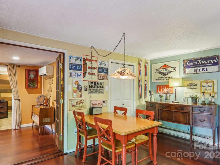 416 Cherokee Avenue, Black Mountain, NC 28711.  MLS# CAR4249629, YatesRealty ID 21049. Dining Area - Home 2