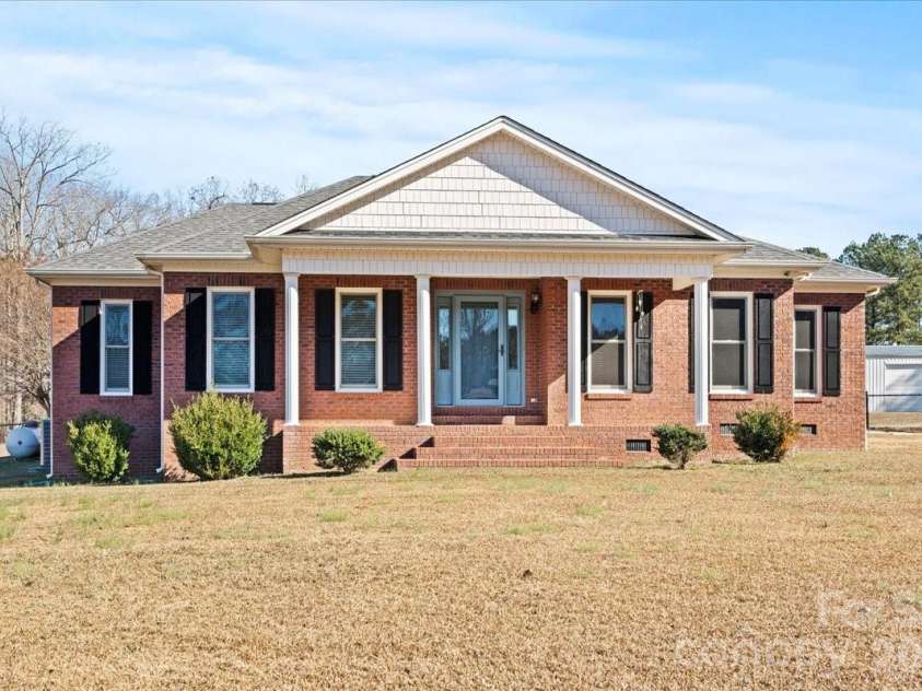 1935 Oakland Church Road, Chesterfield, SC 29709.  MLS# CAR4331834, YatesRealty ID 2105. 