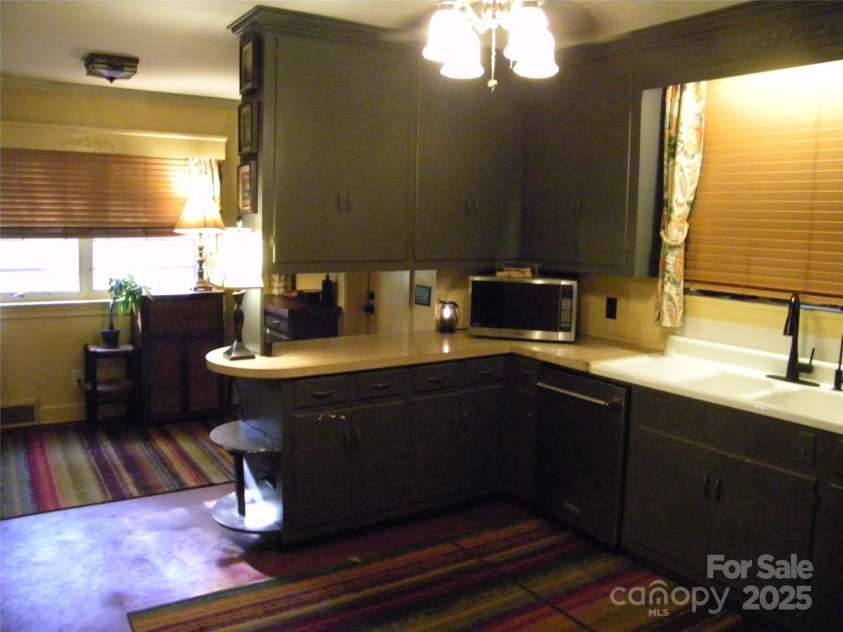 72 Lecline Circle, Concord, NC 28025.  MLS# CAR4320726, YatesRealty ID 2105. 