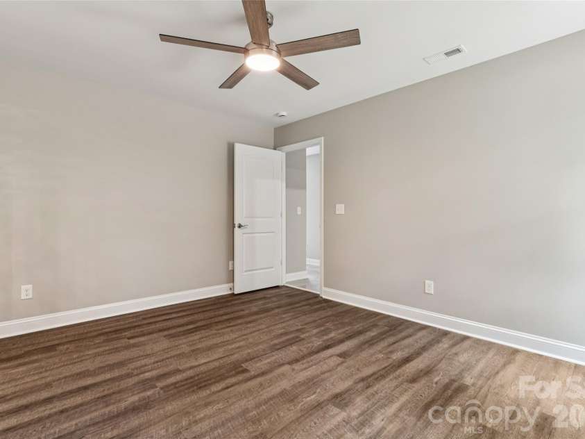 209 17th Street, Kannapolis, NC 28081.  MLS# CAR4381199, YatesRealty ID 21050. 