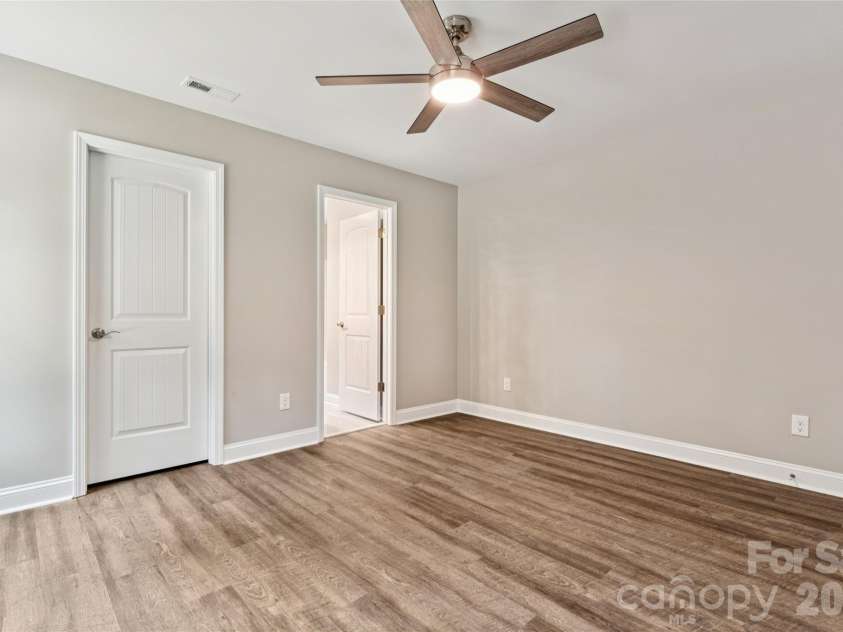 209 17th Street, Kannapolis, NC 28081.  MLS# CAR4381199, YatesRealty ID 21050. 