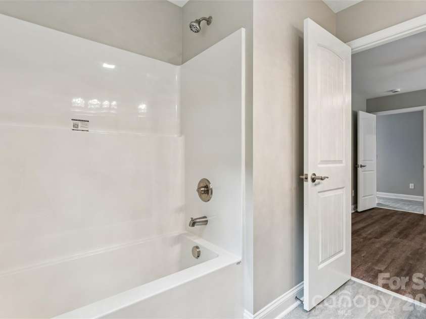209 17th Street, Kannapolis, NC 28081.  MLS# CAR4381199, YatesRealty ID 21050. 