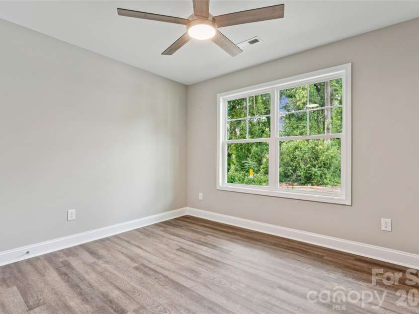 209 17th Street, Kannapolis, NC 28081.  MLS# CAR4381199, YatesRealty ID 21050. 