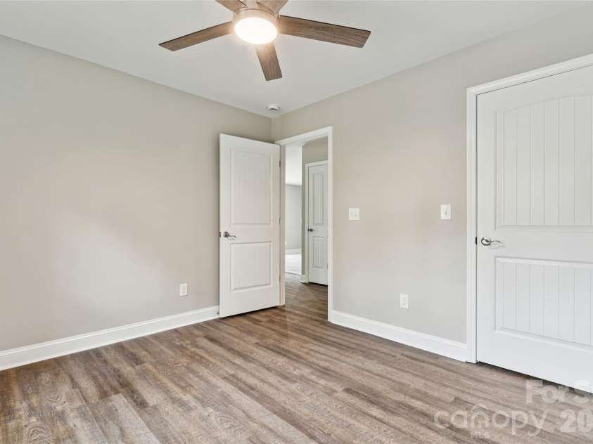 209 17th Street, Kannapolis, NC 28081.  MLS# CAR4381199, YatesRealty ID 21050. 