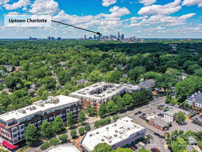 2810 Selwyn Avenue, Charlotte, NC 28209.  MLS# CAR4259900, YatesRealty ID 21050. 