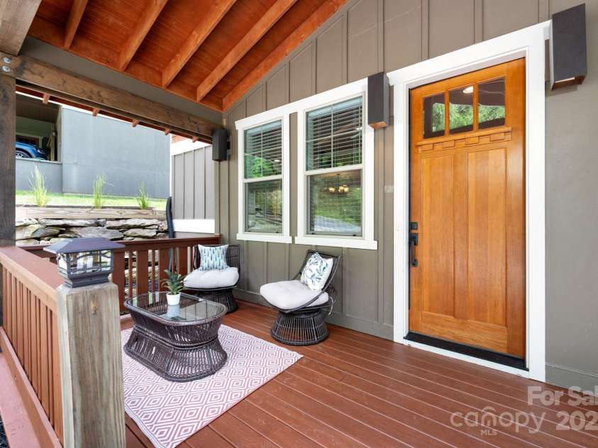 29 Shady Park Lane, Asheville, NC 28804.  MLS# CAR4265321, YatesRealty ID 21052. Perfect Spot to Relax