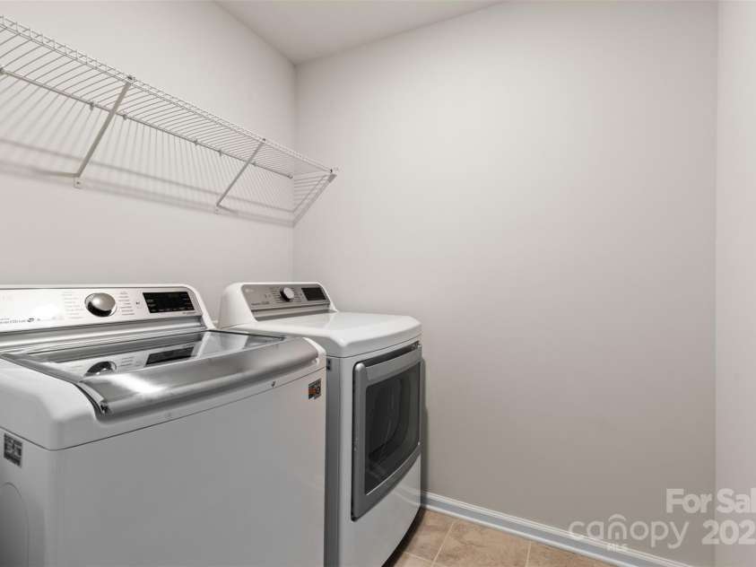 14407 Cardwell Hill Lane, Charlotte, NC 28278.  MLS# CAR4264654, YatesRealty ID 21054. 2nd Floor Laundry Room